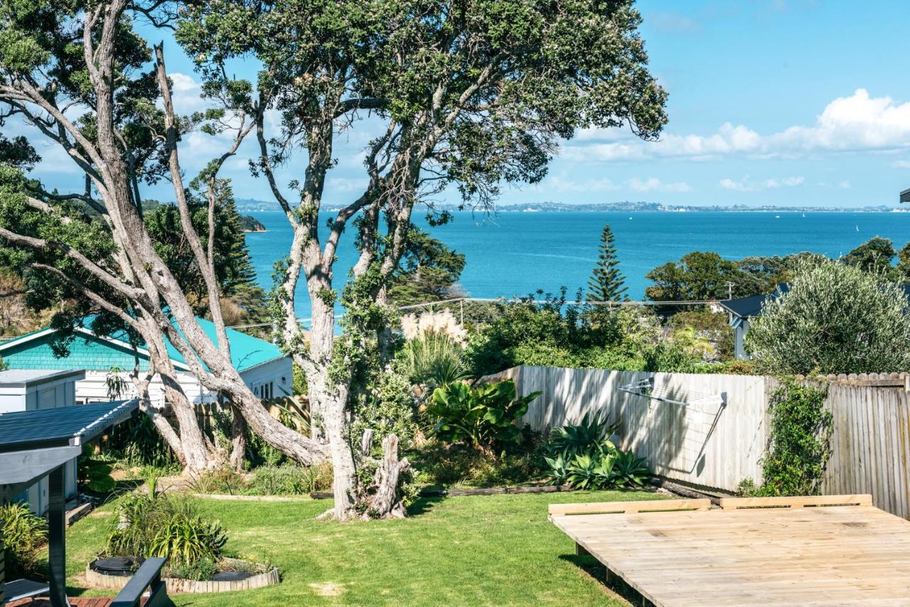 Pohutukawa Cottage, Waiheke Island Surfdale Bagian luar foto
