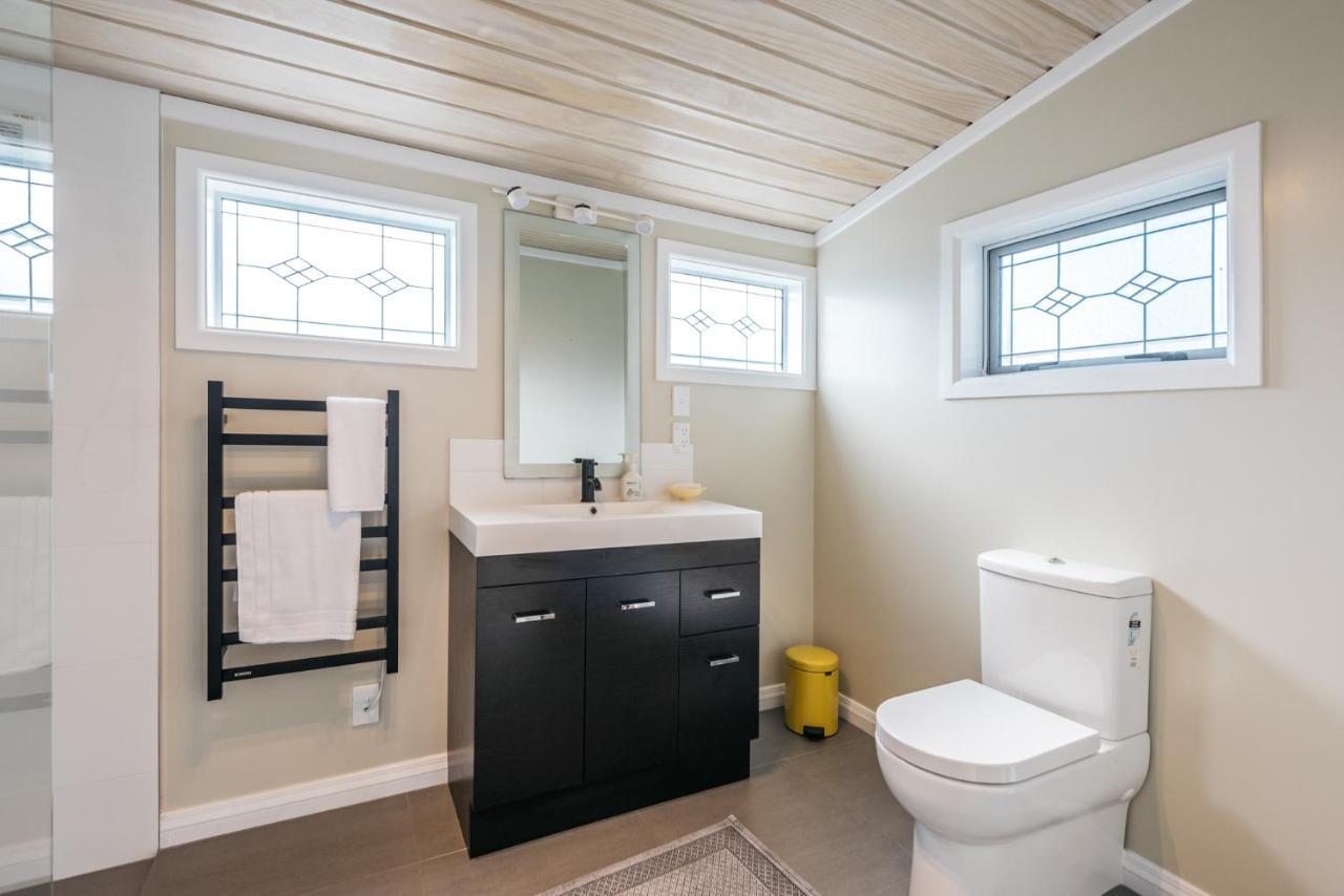 Pohutukawa Cottage, Waiheke Island Surfdale Bagian luar foto