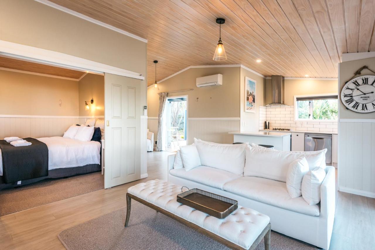 Pohutukawa Cottage, Waiheke Island Surfdale Bagian luar foto
